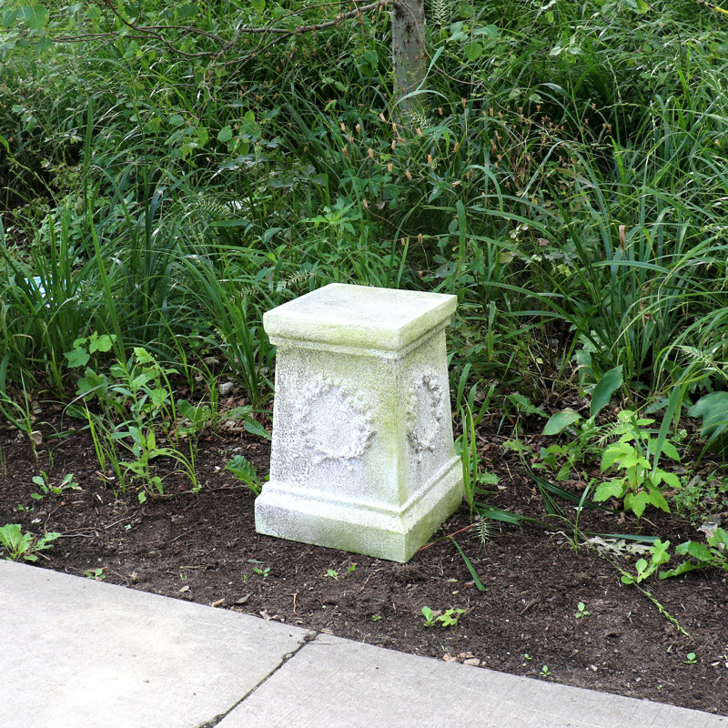 OrlandiStatuary Wreath Outdoor Pedestal & Reviews Wayfair